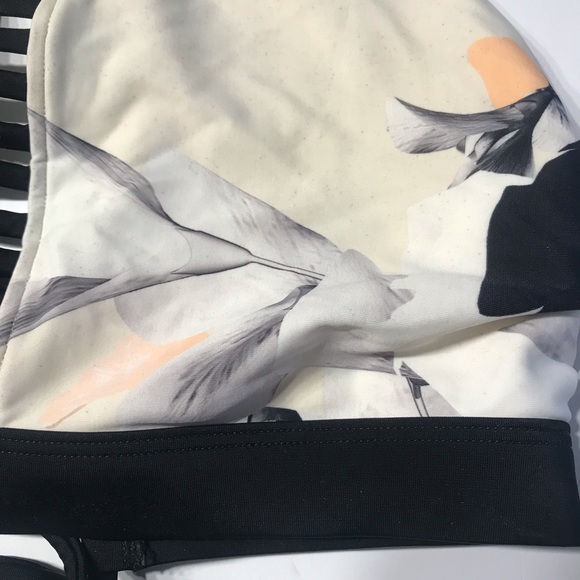 Athleta Polynesia High Neck Ladder Halter Bikini Top 778022 Black Size Small. - Picture 5 of 10